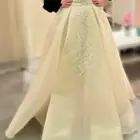 فستان ملكة او سهرة
