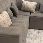 كنب وتلفزيون للبيع