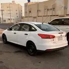 للبيع فورد فوكس 2015 ماشي 160 فقط