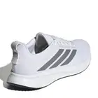 جزمة أديداس من نمشي جديد غير مستخدمه