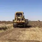 بلدوزر زراعي للايجار تسوي مزارع انشاء حفد تجميع مواد
