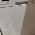 ثلاجه وغسالة مواعين فيه عطل