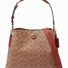 شنطة كوتش اصليه بكامل ملحقاتها شبه جديده