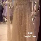 فستان للبيع