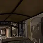 يوجد عندي مظلة للبيع كلاسيك جديدة لم تستخدم
