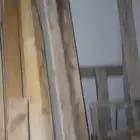 خشب وشبك حديد