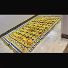 فرشه تراثيه للبيع يبي لها غسل ..ماتشكو من شي ورده