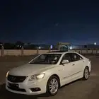 على جيزان ابغالي ثلاث ركاب الي يبغا يطلع يكلمني