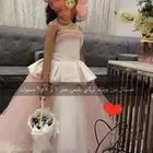 فستان طفله للبيع لعمر 5 او 6 سنوات