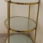 طاولة متحركة