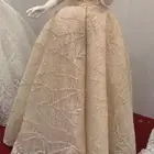 فستان ملكه جديد لم يستخدم