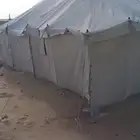 خيمه تركيه عامودين فيها شق بسيط ونظيفه المقاس8 5