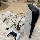 سوني 5 ديسك للبيع نظيف جدا  استعمال 6 شهور مادخل صيانة يد 1