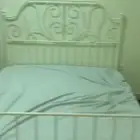 للبيع سرير وغساله وثلاجه