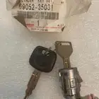 سوتش باب يسار هايلكس 97-89