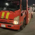 سطحه القريات لنقل جميع انواع السيارات داخل القريات وخارجها