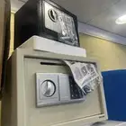 خزنة نقود ( توصيل مجانا )