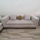 كنب للبيع نظيف جدا قطعه واحد مقاس 4 اسخاص