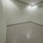 فرصه للاستثمار و للايجار على شارع الفروسيه التجاري