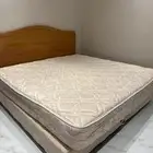 دولاب ملابس وسرير
