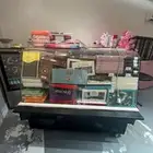 ثلاجات للأجبان والحلويات للبيع