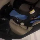 كرسي اطفال سياره