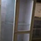 دولاب مطبخ كامل ولا يوجد اي قطعه ناقصه ولدي فديو للصامل