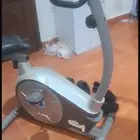 دراجة ثابته رياضيه