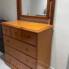 دولاب ادراج كبيره مع مرايه