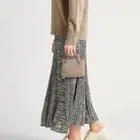 شنطة ارماني جديده  الحجم ماناسبني