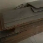 باركيه 7 أمتار سويسري استخدام نظيف مفكوك وجاهز اللوان رمادي