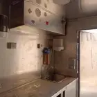 يوجد لدي فود ترك كامل للإيجار الشهري