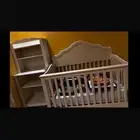 سرير طفل فخم للبيع