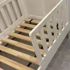 سرير اطفال