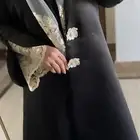 عباية من الدانتيل الفرنسي