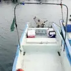 قارب صيد عليه استقدم للبيع