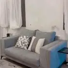كنب جميل حرف Lوكنبه منفصله وبحاله ممتازة وطاولاته