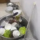 اغراض منوعه للبيع ثلاجه ومكنسه وادوات مطبخ
