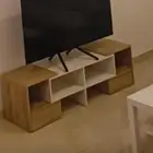 طاولة تلفزيون