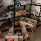 أغراض محل للبيع