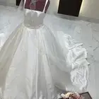 فستان عروس نظيف جدا