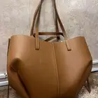شنطة بولين اصلية وجديده مع الفاتوره حقت الشراء