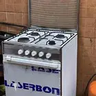 مساند مشب و فرشه و بتجاز و دولاب مطبخ و اربعه مكيفات