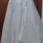 فستان فضي فاتح