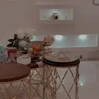 طاولة خشب جديدة