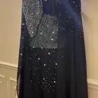 فستان بشت