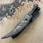 اللي عنده مثل اللي فالصورة في بيشه عند الباكستاني في البلد