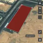 للبيع للبيع ارض مقام عليها ملاعب