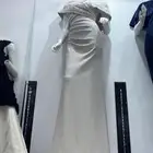 فستان للبيع جديد