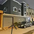 للبيع دور ارضي بالنهضه خلف مكتبة جرير